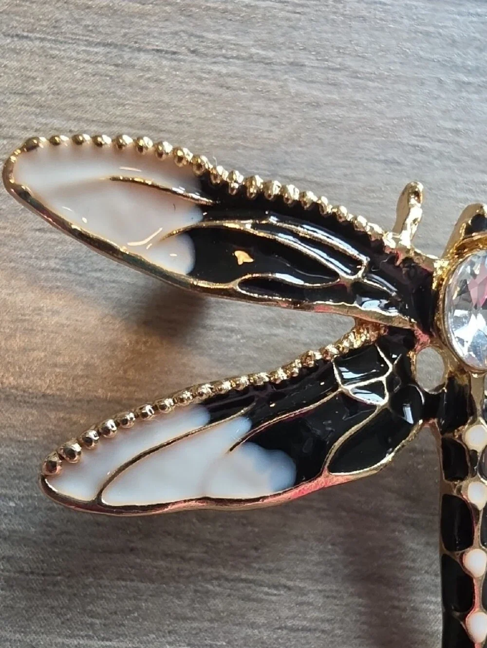 N/A stylish dragonfly